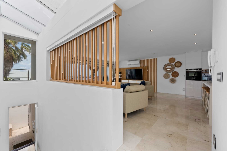 4 Bedroom Property for Sale in Camps Bay Western Cape